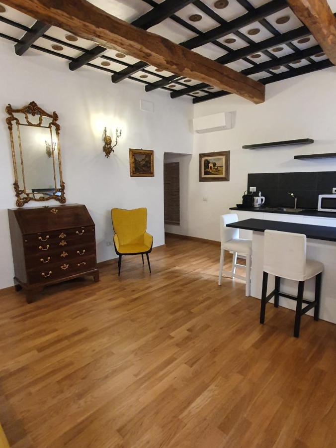 Charming Frattina - 2 Bathrooms New Apartment Rome Exterior photo